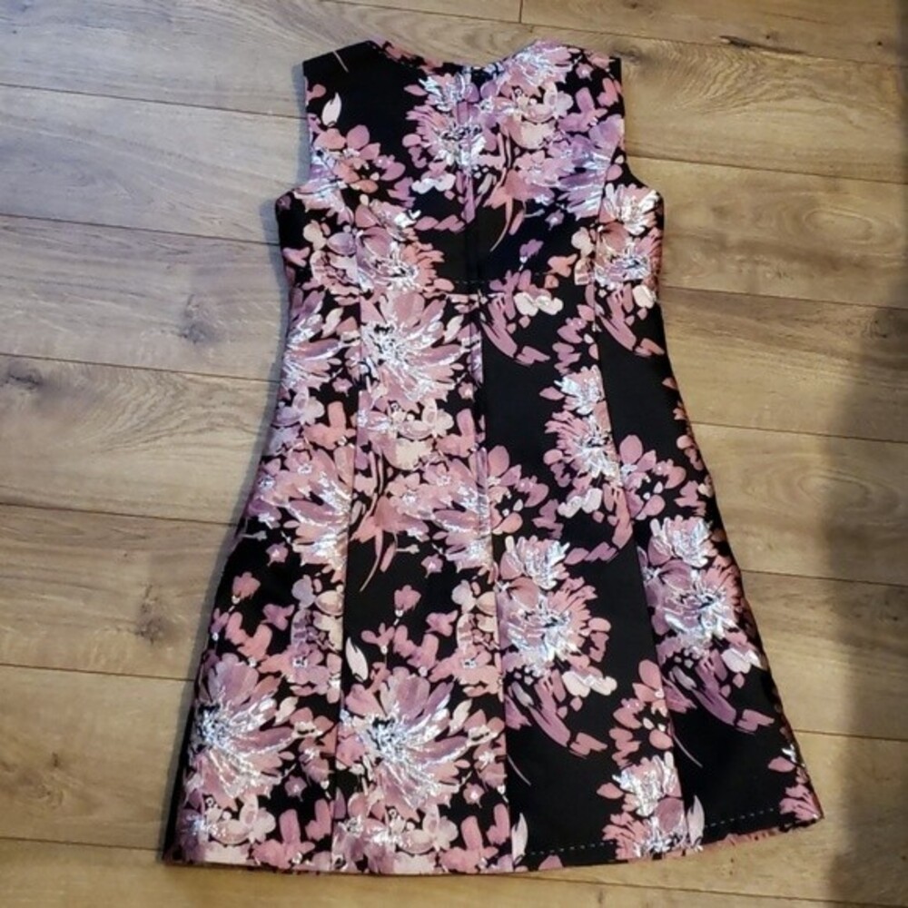 Dolce and Gabbana Black Pink Silver Floral Chic Feminine Designer Dress Size 42 - Picture 4 of 4